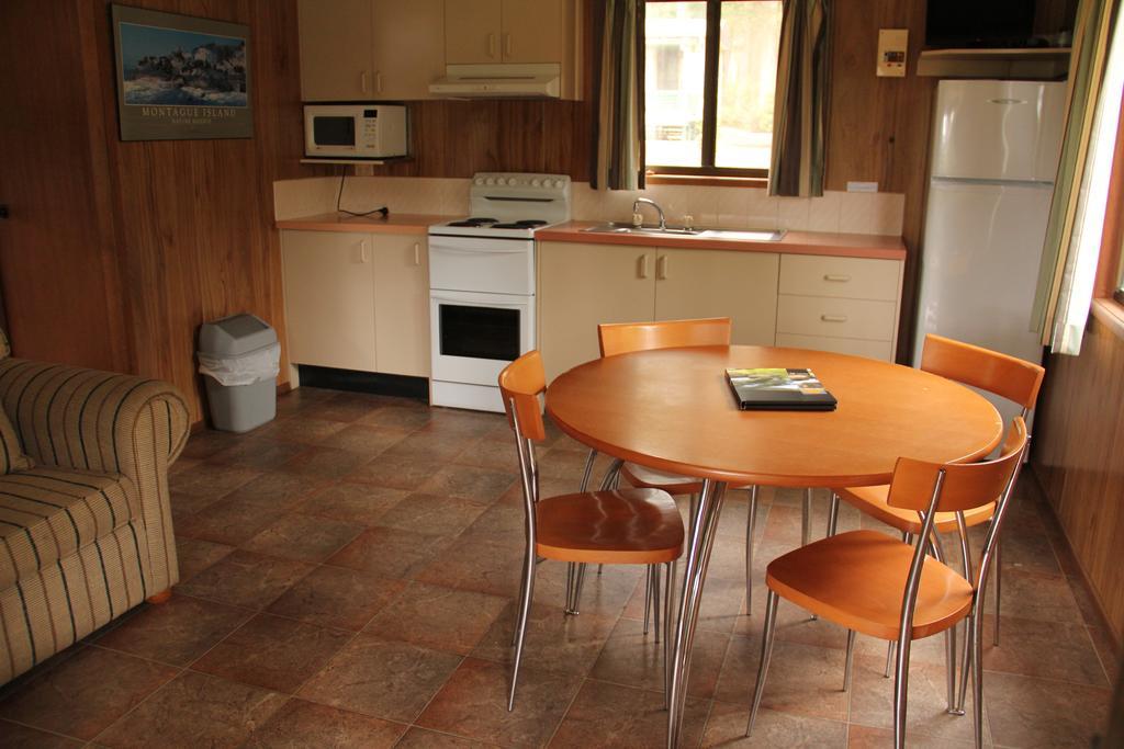 Villa Depot Beach Cabins à Durras Extérieur photo